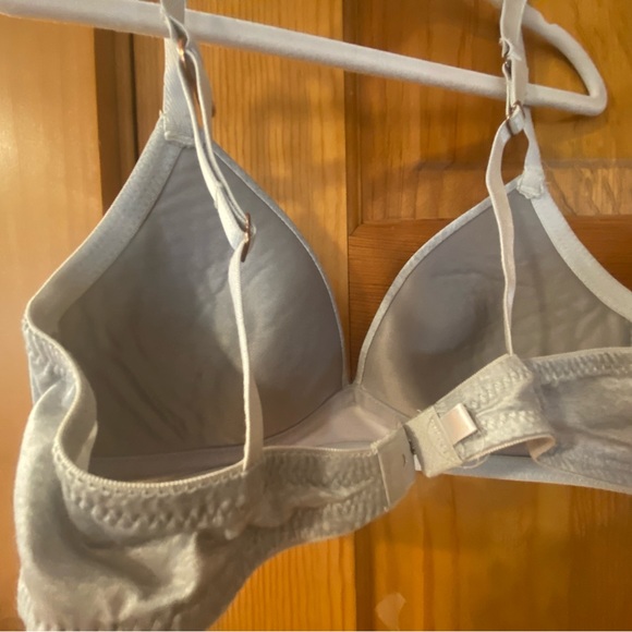 2 Danskin Training Bras Hook Closure Pink Gray Adjustable Spandex 32A - Picture 9 of 13